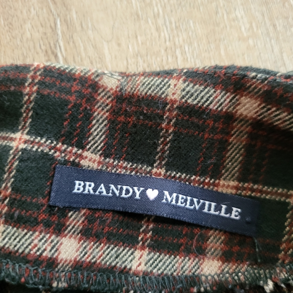 Brandy Melville Brown Plaid Shirt - Picture 4 of 8